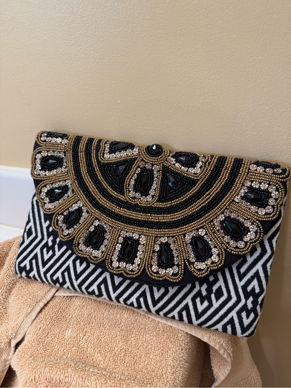 Source Unknown Black and Gold Beaded Geometric Envelope Clutch
